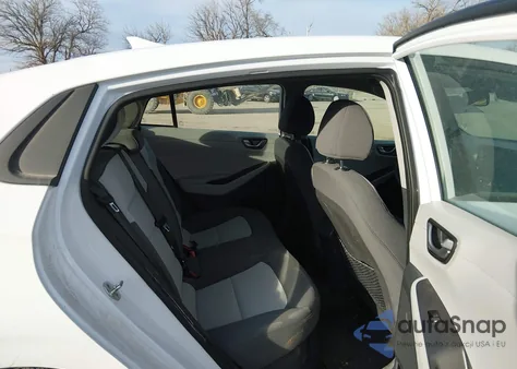 2020 Hyundai Ioniq Hybrid Blue z USA, uszkodzony, nr VIN KMHC65LC2LU219016